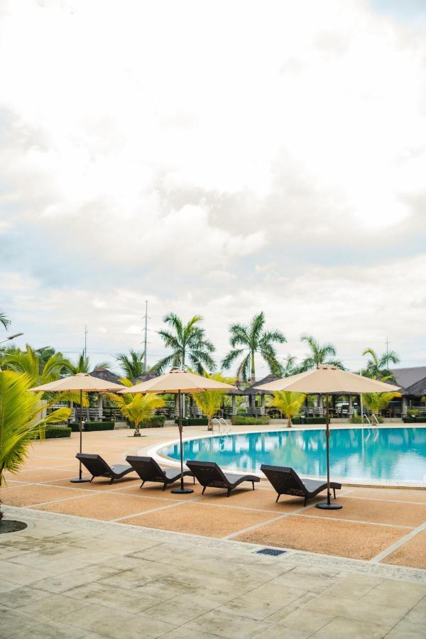 Bugallon River Palm Hotel And Resort Powered By Cocotel מראה חיצוני תמונה